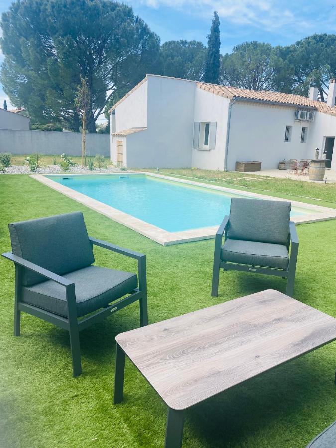 La Maison D A Cote 8 A 10 Personnes Carpentras Exteriér fotografie