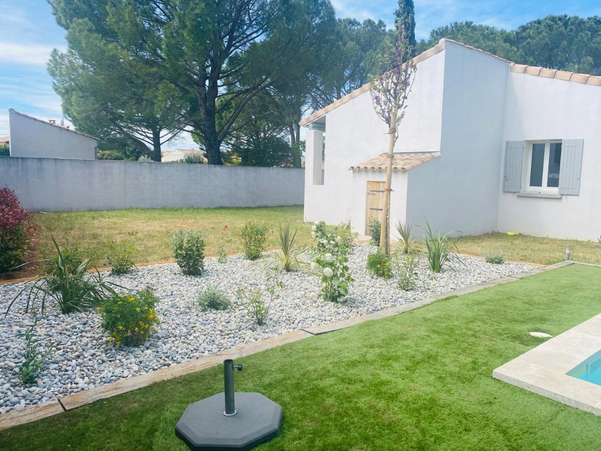 La Maison D A Cote 8 A 10 Personnes Carpentras Exteriér fotografie